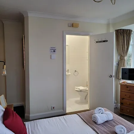 Cornerways Guest House-3